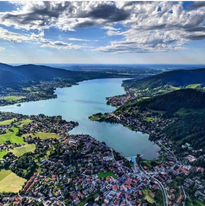 See- Und Bergblick In Bestlage Am Tegernsee Exterior photo