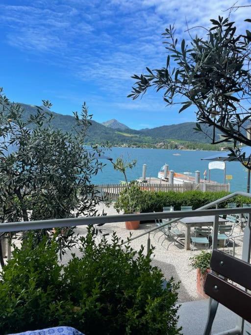 See- Und Bergblick In Bestlage Am Tegernsee Exterior photo