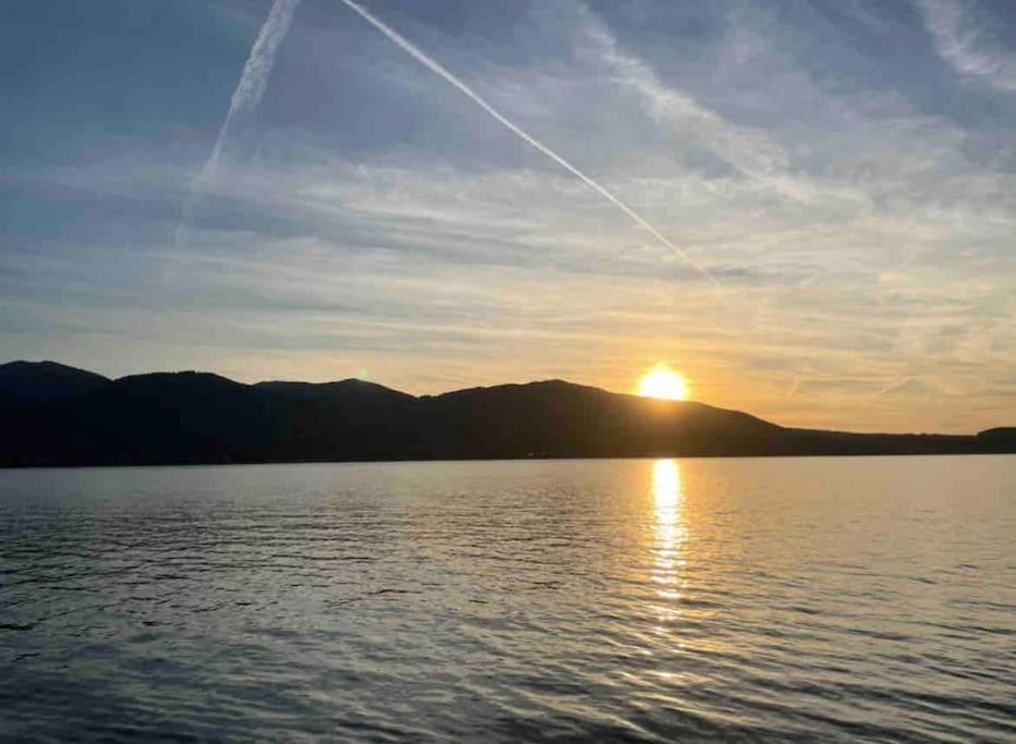 See- Und Bergblick In Bestlage Am Tegernsee Exterior photo